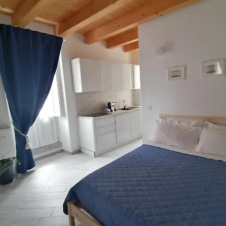Domus Plano De Laczarulo